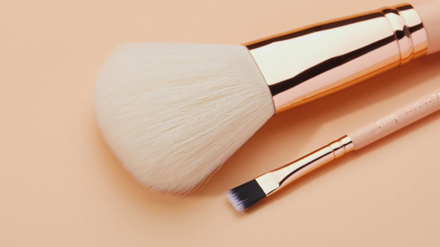 labeled makeup brush set for girls - Jessup Beauty UK
